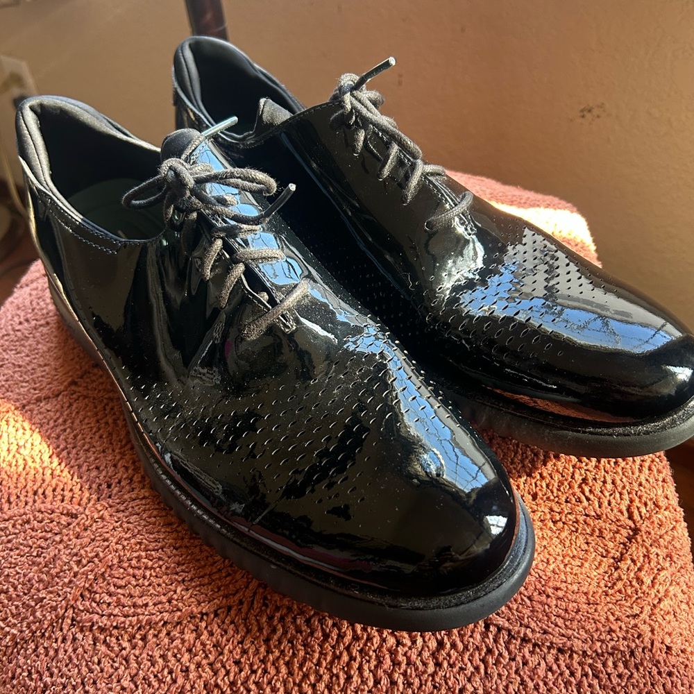 Cole Haan Black Knit and Patent Leather Oxfords Size 15 - Picture 2 of 10